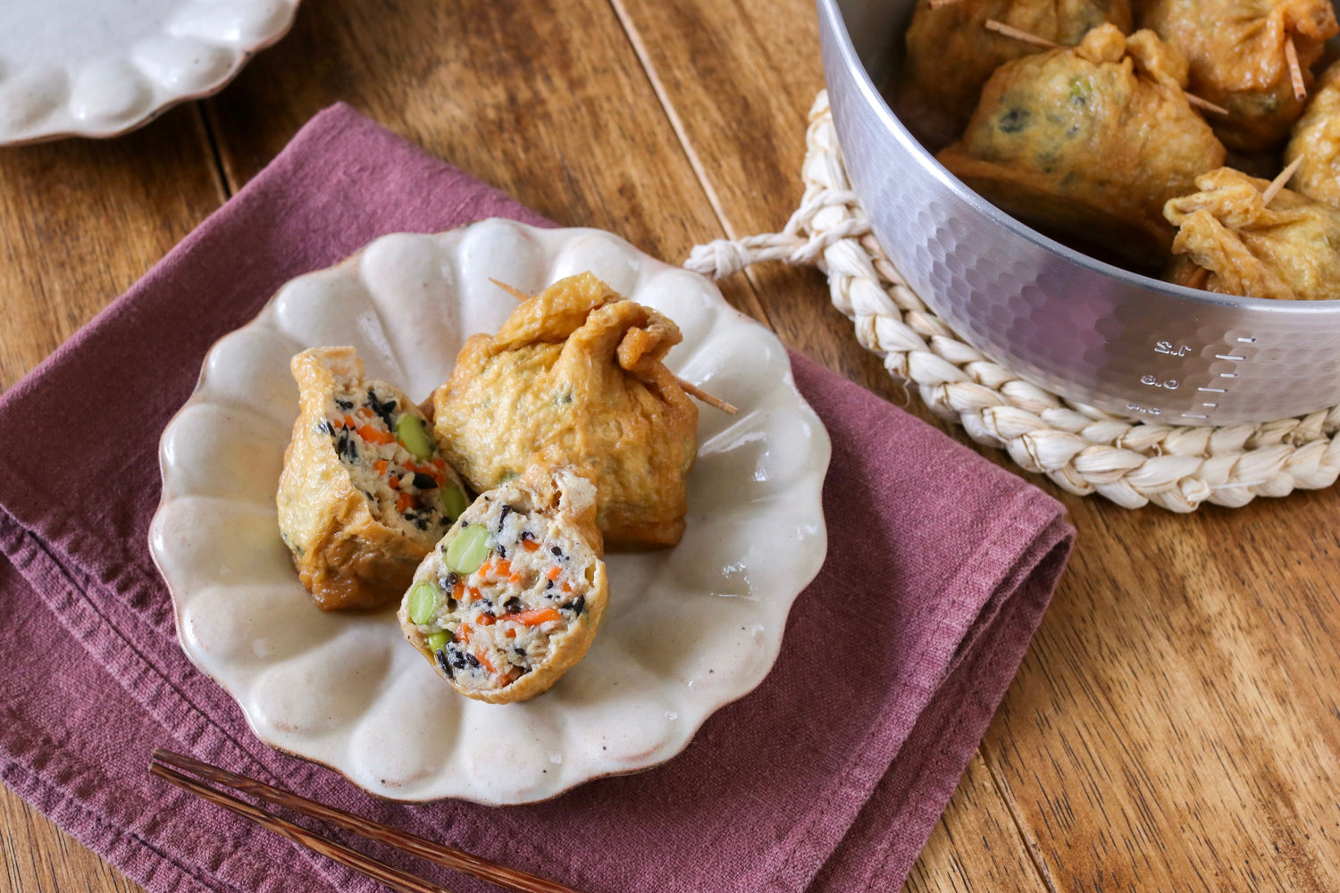 【藤本マキ先生監修】枝豆とにんじんとひじきの巾着煮｜彩り豊かな栄養満点の和風煮物