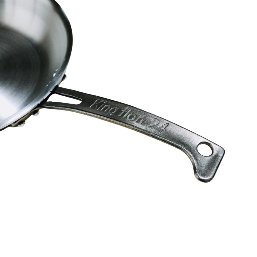 【古玄社】時代　レバノン製S.&.A.HADDADステンレス金銀塗鳥形持手／スプーン・ナイフ・フォーク他　ケース入　SCJ8142 ノーメイクフライパン 浅型 ステンレス製 [IH・ガス] 18~30cm 全5